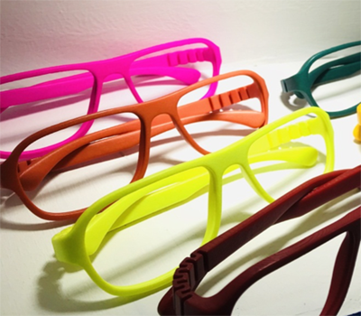 How many steps to customize a pair of 3D printing glasses?