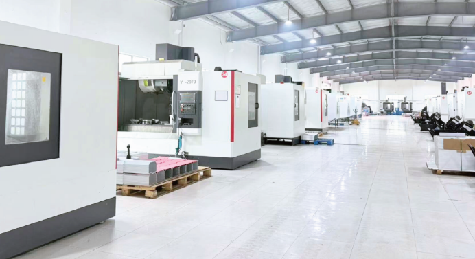 CNC machining center at Rapi3D supporting post-processing of 3D printed parts