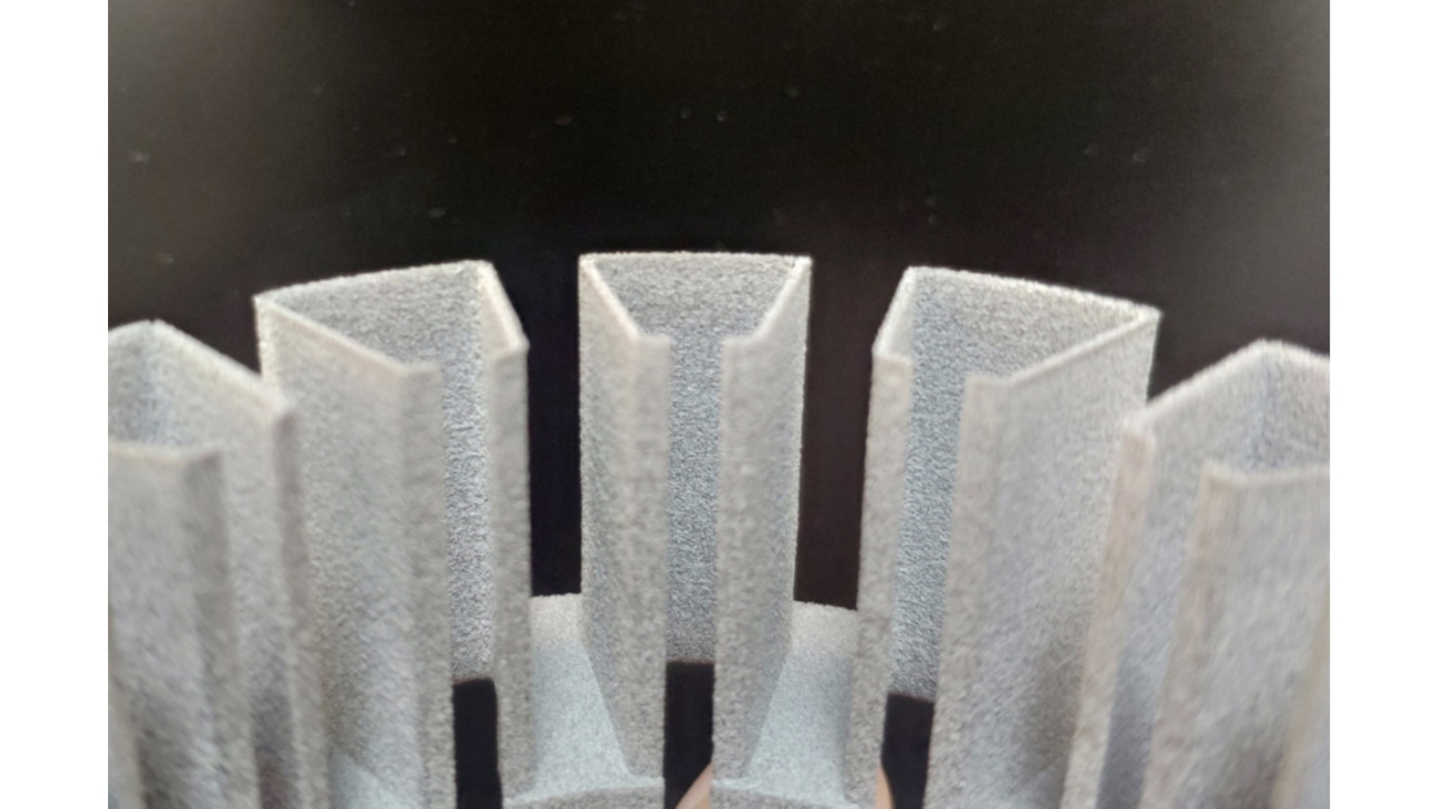 Corners of SLS 3D printed parts